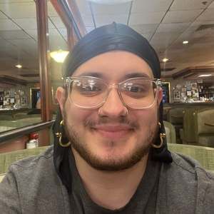 Meet your Posher, Elias